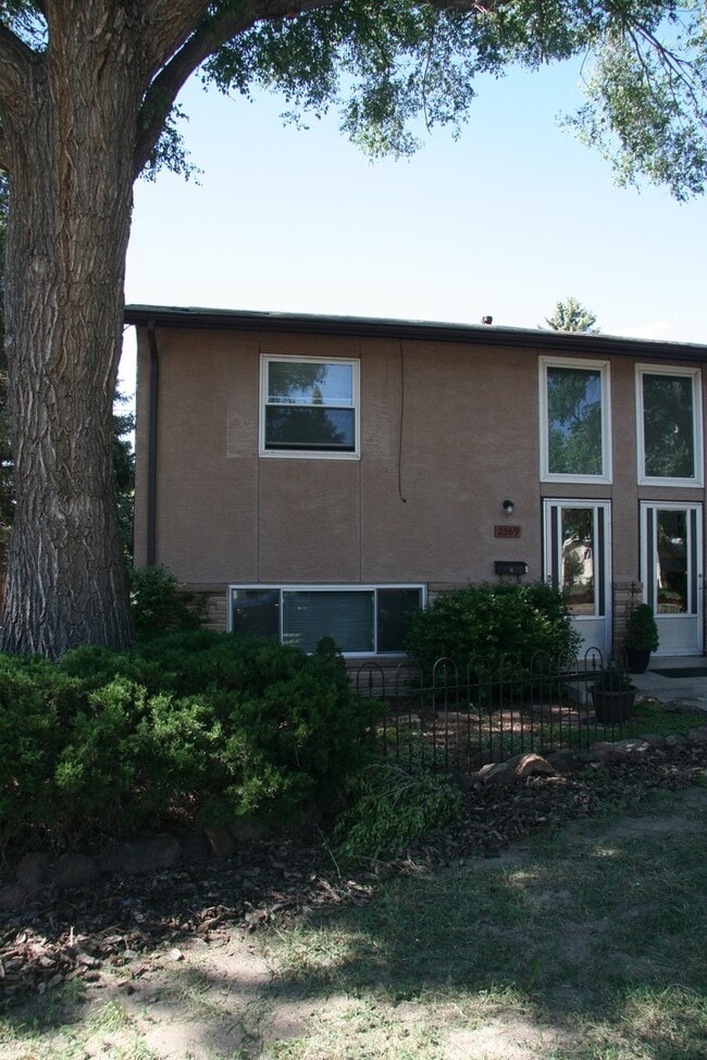 Photo - 2567 E Uintah St Apartment Unit 2569