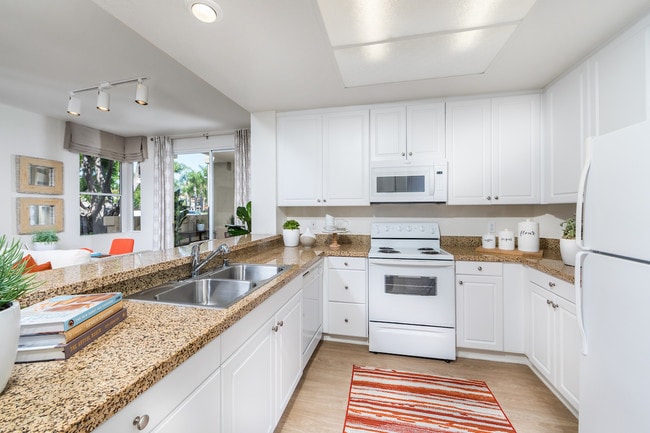 San Carlo Villa Apartment Homes