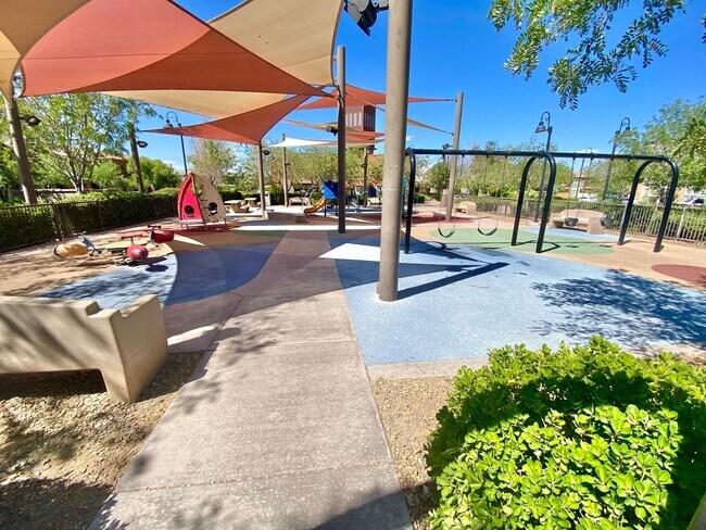 Photo - Inviting home with relaxing backyard spa in desirable Henderson location