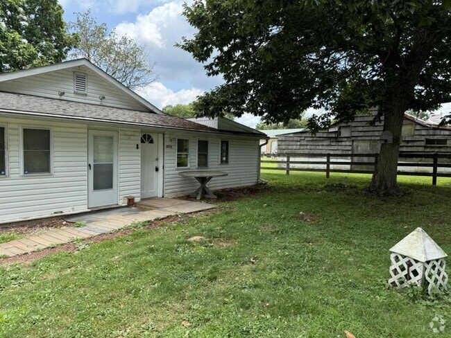 Building Photo - 277 Maloney Rd Rental