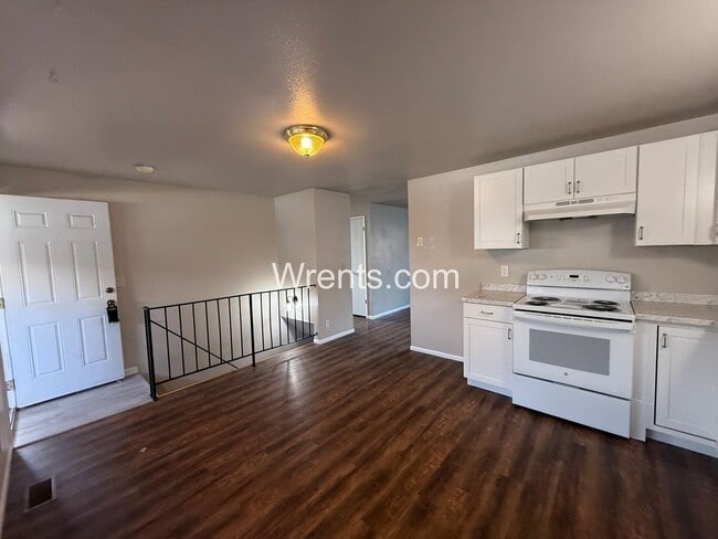 Photo - 2318-2320 E Dalke Ave Unidad 2320