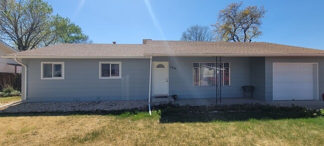 Building Photo - 108 Cottage Ln