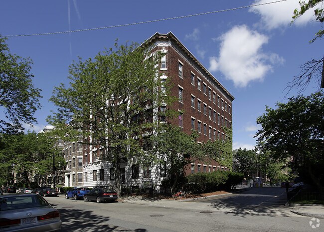97 St Stephen St.