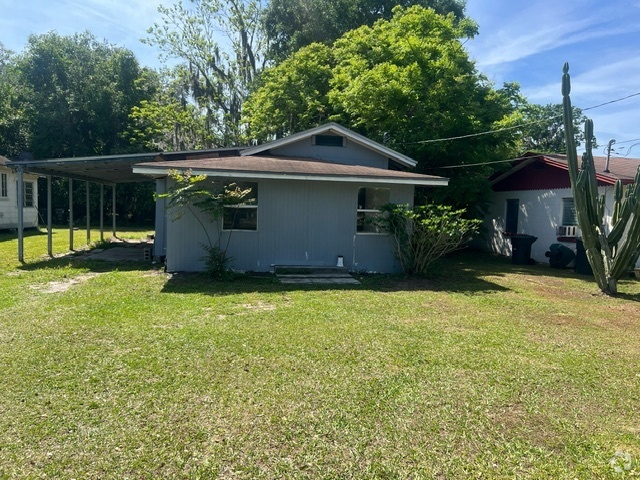 Building Photo - 1055 S Dudley Ave Rental