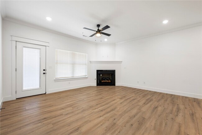 Photo - 1610 S 17th Pl