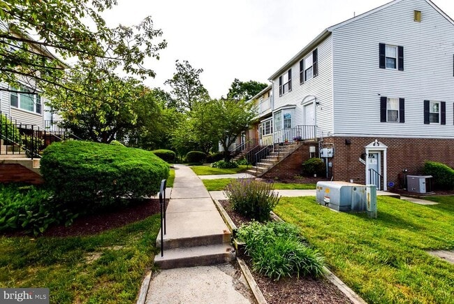 Building Photo - 15043 Cherrywood Dr Rental