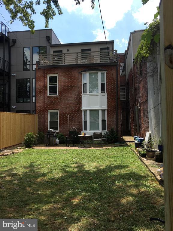 Photo - 471 M St NW Apartamento Unidad A