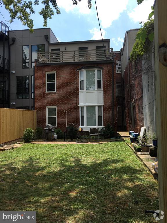 Building Photo - 471 M St NW Unit A Rental