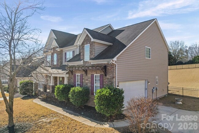 Photo - 704 Springwood Dr