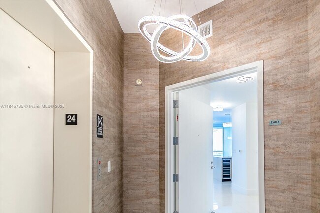 Photo - 2020 N Bayshore Dr Unit 2404