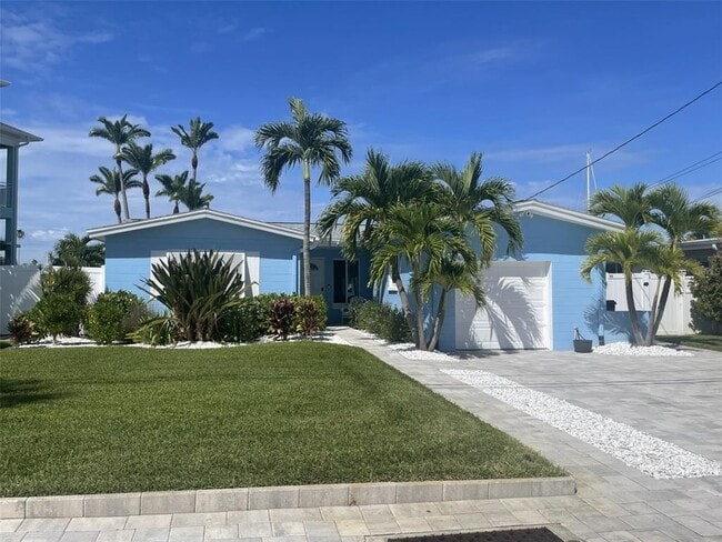 Building Photo - 15906 Redington Dr