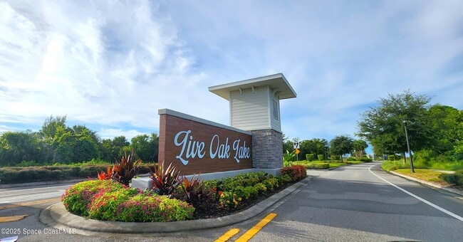 Photo - 2112 Live Oak Lake Rd