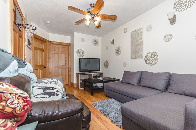 Photo - 6 Phillips St Unit 3