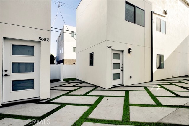 Photo - 5650 Cartwright Ave