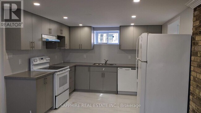 Photo - 607 Weynway Ct