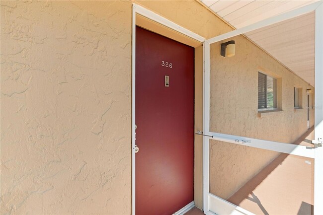 Building Photo - 1540 Glen Oaks Dr E Unit B326