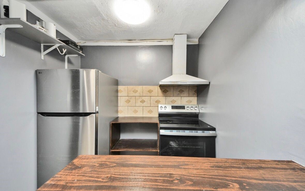 Photo - 5622 W Montgomery Rd