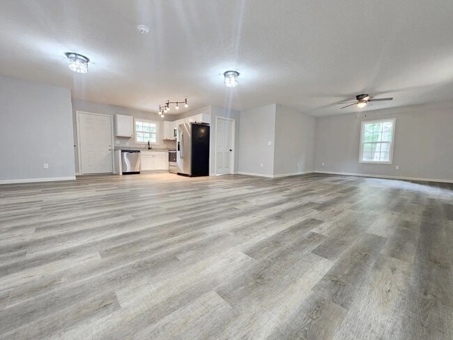 Photo - Stunning 3-Bedroom All-Brick Home with New Appliances & Large Deck in Kodak, TN