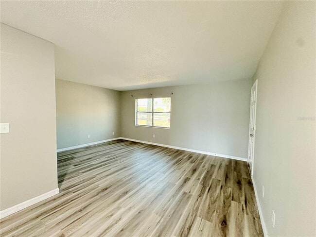 Photo - 9005 Tudor Dr Unidad H105