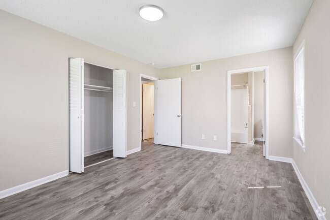 2HAB, 2BA - 1021SF - Dormitorio principal