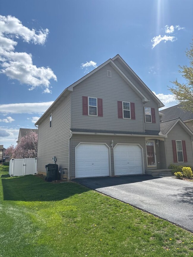 Photo - Video on Pictures! 4 Bed/2.5 Bath Colonial in Red Lion SD, Garage, Yard