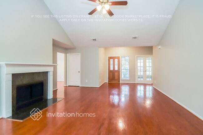 Photo - 203 Shale Run Pl