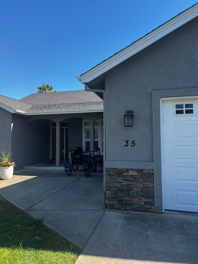 Photo - 35 Rosemel Ct