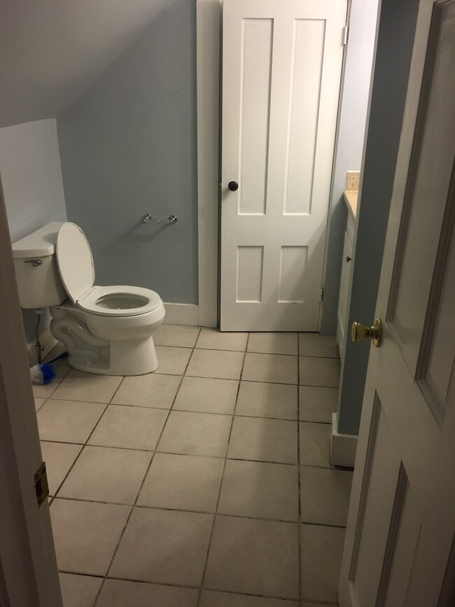 Photo - 11 Monroe Ave Unit 2