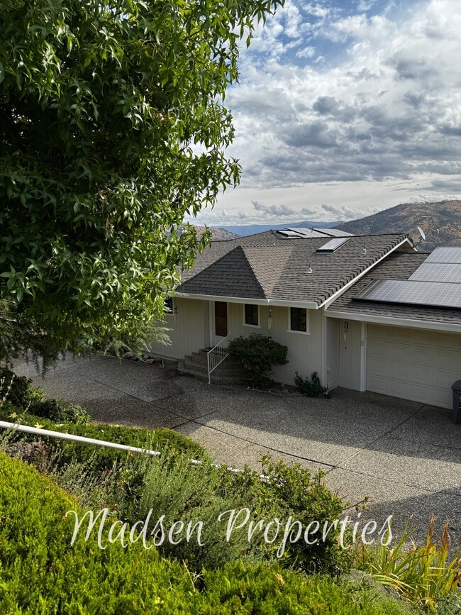 Photo - 6367 Woodman Dr
