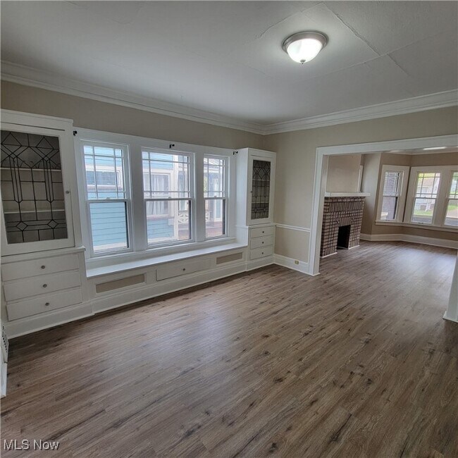 Photo - 2020 Elbur Ave