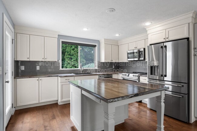 Photo - 3807 S Woodward Rd