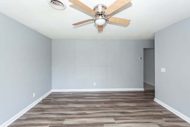 107 Greenhurst Ave