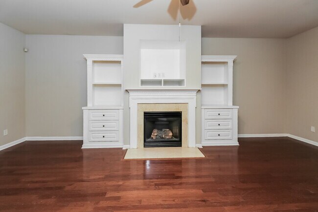 Photo - 6014 Colonial Garden Dr