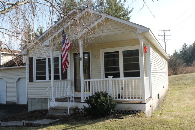 553 Gordon Rd - 553 Gordon Rd Unit 553