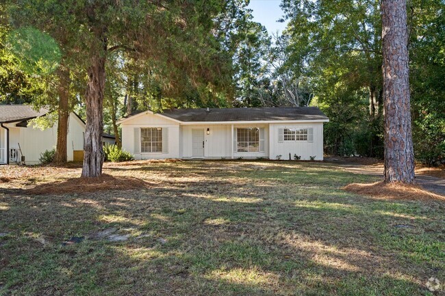 Building Photo - Gorgeous Fairhope Cottage! Rental