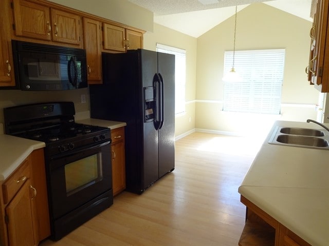 Photo - 115 Brookhaven Ln