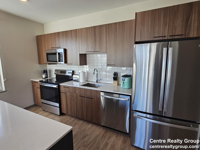 Building Photo - 500 Lincoln St Unit 401 Rental