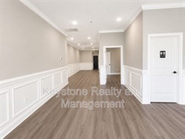 138 Center Pointe Dr