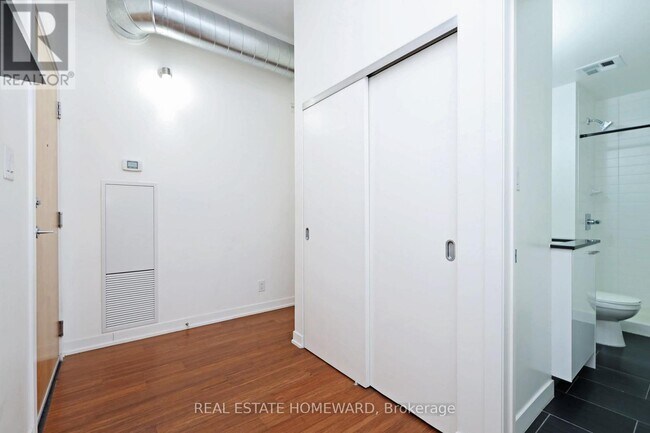 Photo - 510 King St E Unit 216