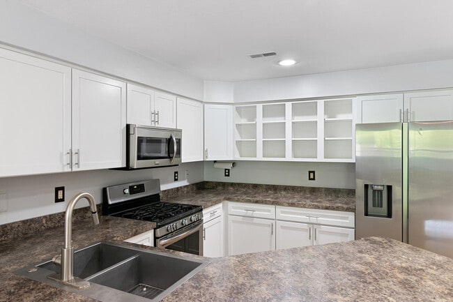 1407 Millbrook Trail
