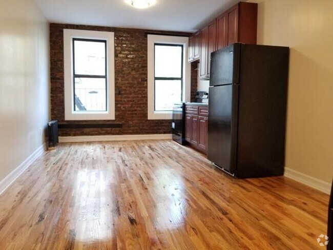 Building Photo - 2 bedroom in BRONX NY 10452 Unit 4H Rental