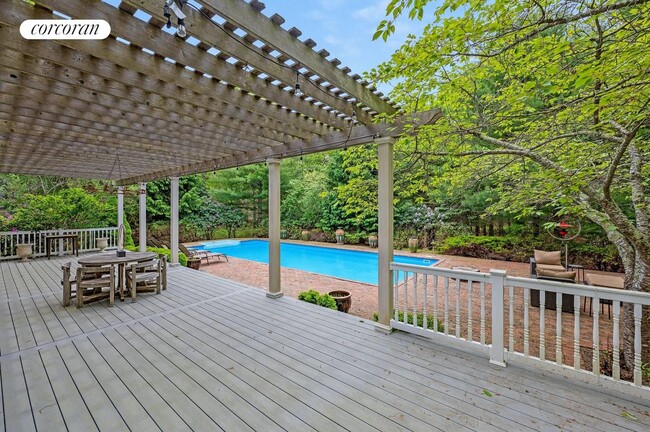 Photo - 5 Van Scoys Path E