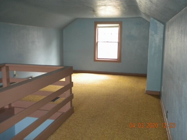 Photo - OWN831 Unit 165 W. ASH ST