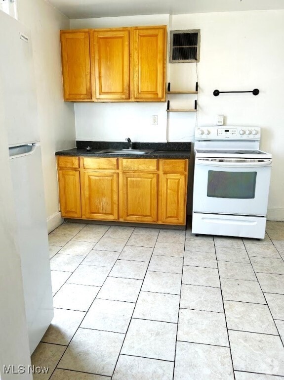 Building Photo - 2520 Sunset Blvd Rental
