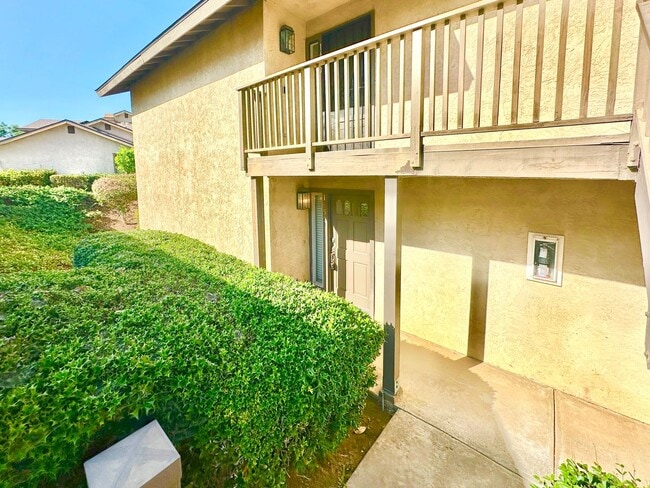 1652 Pala Lake Dr