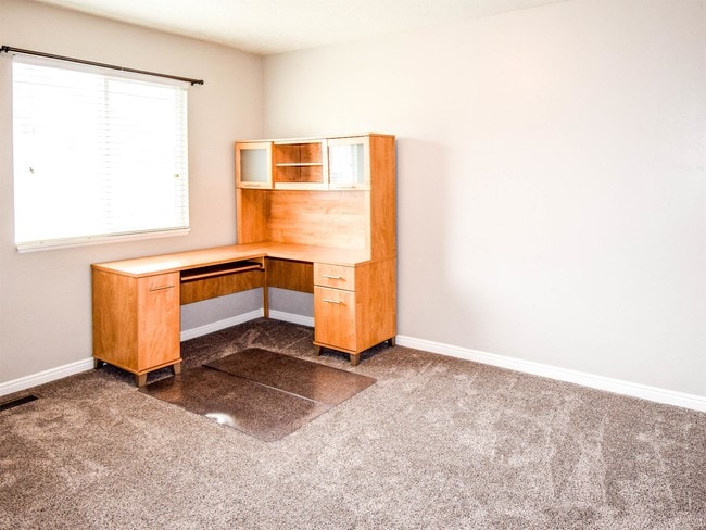 Photo - 538 W 1595 N