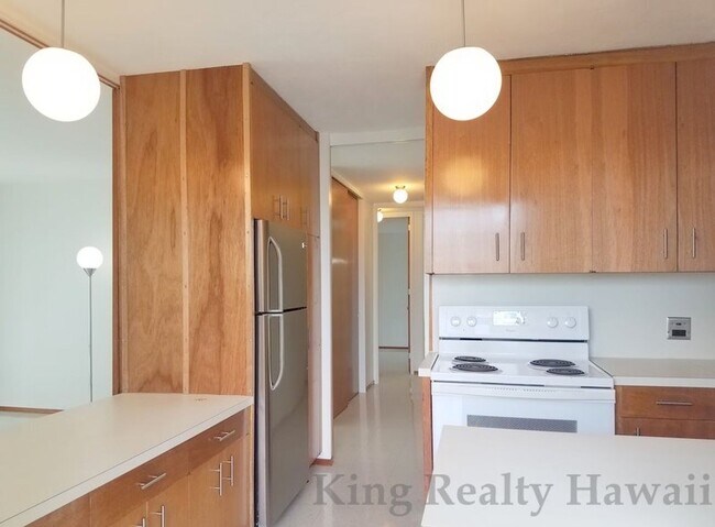 Photo - **OASIS in HONOLULU* Queen Emma Gardens *VERY CLEAN 2 br / 1 ba