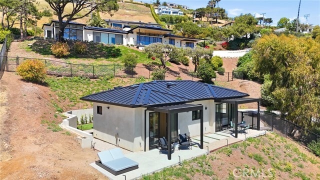 Building Photo - 33201 Cuthbert Rd