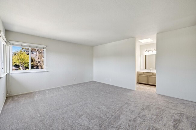 Photo - 2016 Fairmont Dr