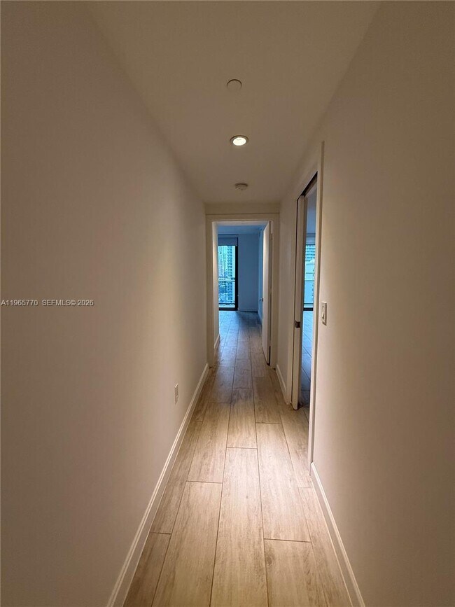 Photo - 45 SW 9th St Unit 1004